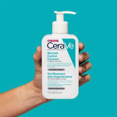 Smooth Liquid Facial Cleanser - Exfoliator & Makeup Remover - 236ml
